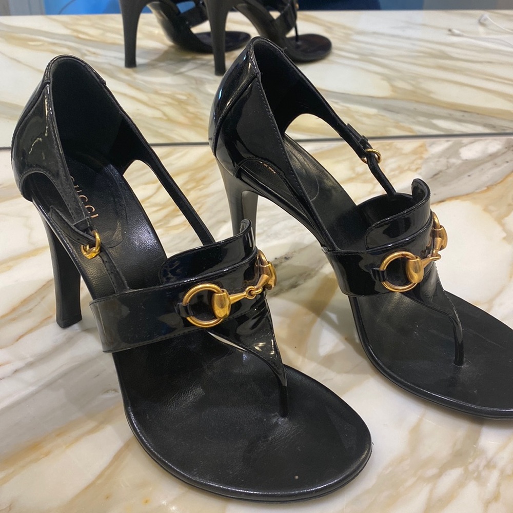 Gucci high heel horse-bit black patent sandal - Picture 2 of 12